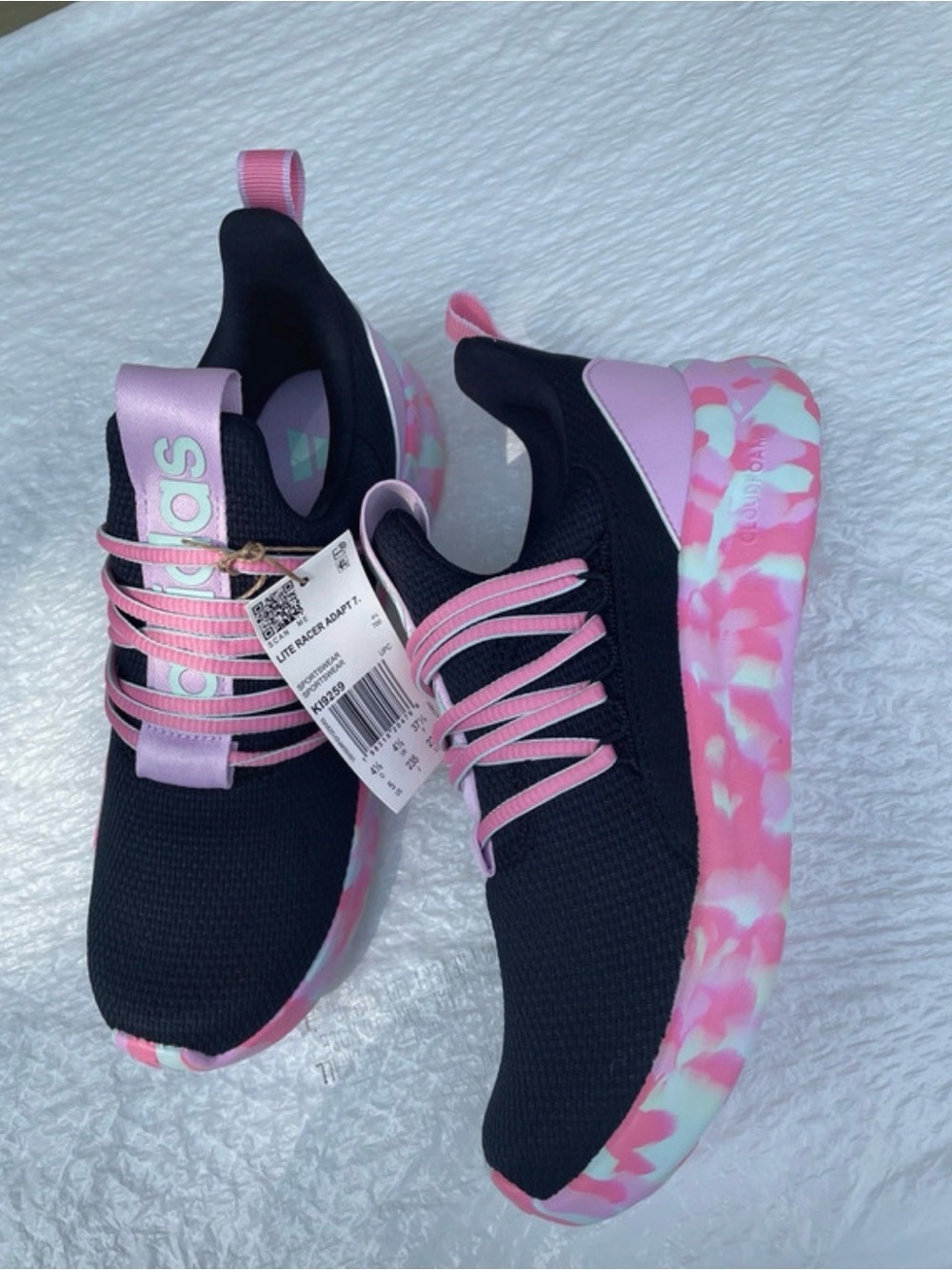 Adidas Sneakers size 5 - Picture 2 of 7